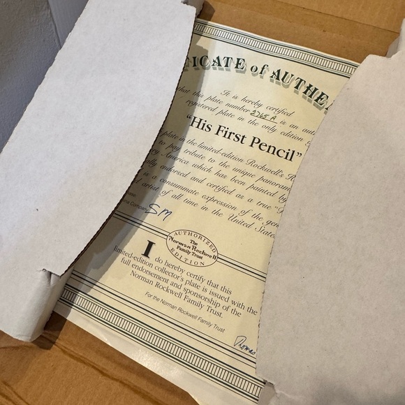 Norman Rockwell "His First Pencil"/Back to School 2001 Decorative Plate - Picture 3 of 4